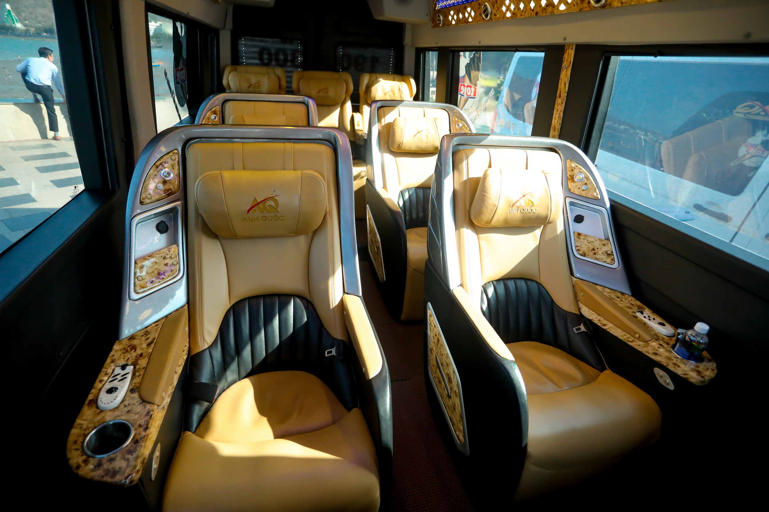 Xe limousine Vũng Tàu – TP Hồ Chí Minh Xe limousine Vũng Tàu – TP Hồ Chí Minh