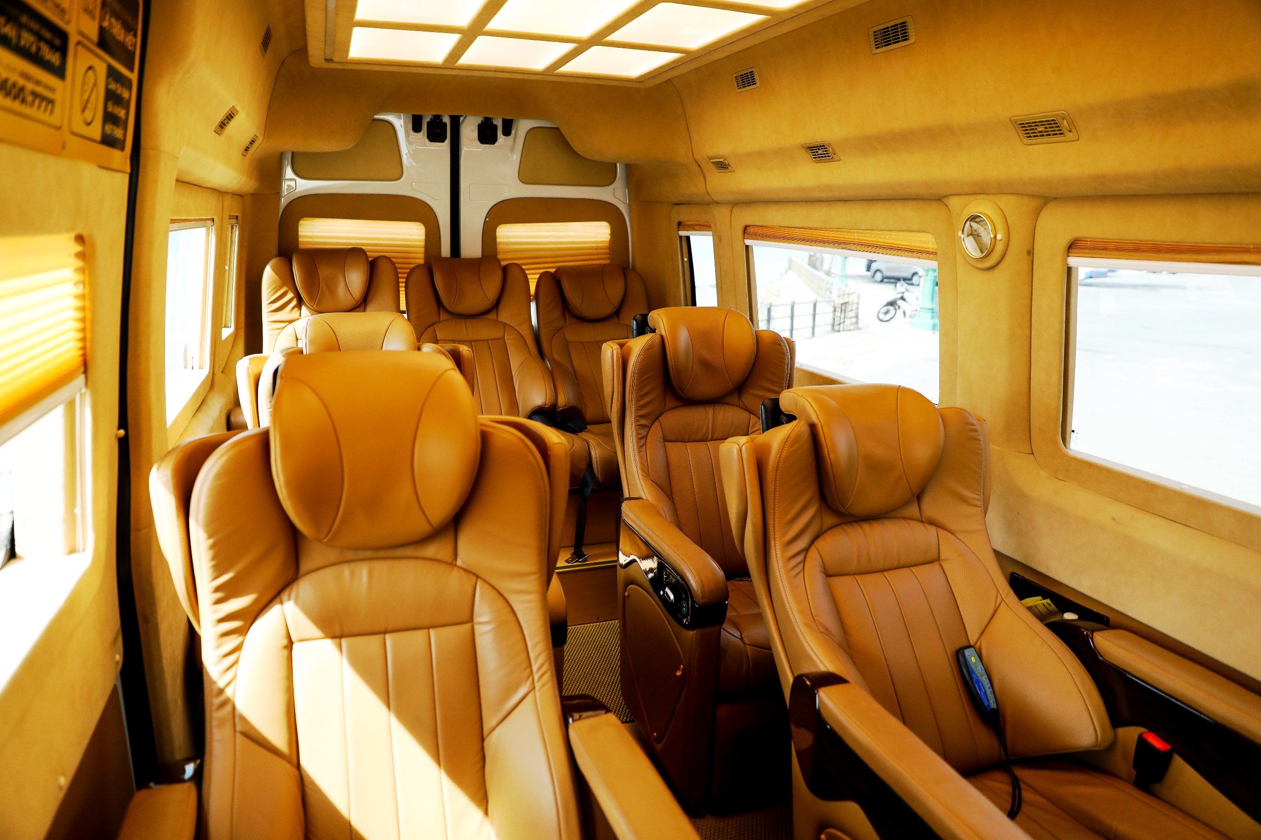 Nội thất xe limousine Hải Vân Vũng Tàu